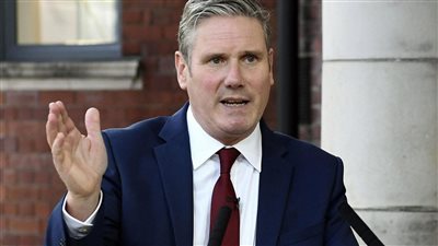 زعيم المعارضة البريطاني يتعهد بالحفاظ على الأسلحة النووية 