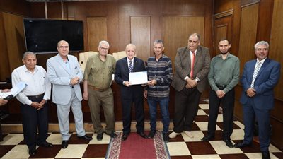 تكريم المتميزين في احتفال مياه القليوبية بعيد العمال