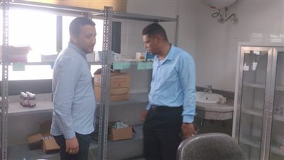 إحالة 26 طبيب وممرض للتحقيق بسبب التقصير في العمل بالمنيا 