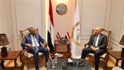 وزير النقل يستقبل السفير السوداني الجديد بالقاهرة لتدعيم العلاقات الثنائية بين البدين في مجالات النقل المختلفة