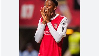 العين الإماراتي يراقب 