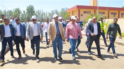نائب رئيس هيئة المجتمعات العمرانية يتفقد المشروعات الجاري تنفيذها بمدينة سوهاج الجديدة