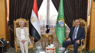 محافظ الإسماعيلية ووزيرة البيئة يتفقدان منظومة التخلص الآمن للمخلفات الصلبة