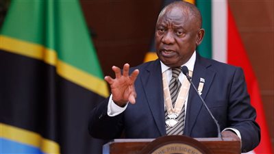 الحزب الحاكم بجنوب أفريقيا يجرى محادثات داخلية عالية المخاطر 