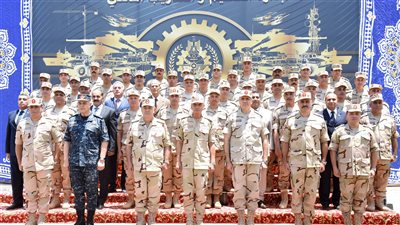 الفريق أول محمد زكى القائد العام للقوات المسلحة يفتتح أعمال التطوير لأحد مراكز التدريب بإدارة التعليم والتدريب المهنى للقوات المسلحة            