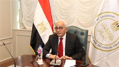 مراجعة كاميرات المراقبة داخل لجان امتحانات الثانوية العامة 2024 