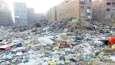   القمامة أزمة كل صيف