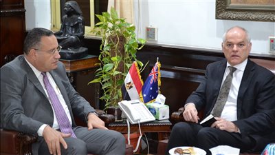 رئيس جامعة الإسكندرية يستقبل سفير أستراليا بالقاهرة 
