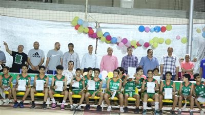 أصحاب الجياد يكرم فرق المينى باسكت