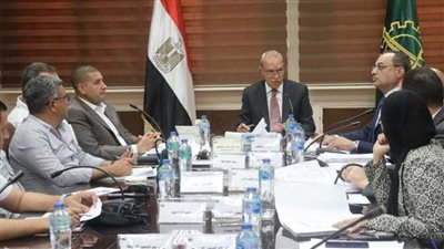 تكثيف حملات حصر الإعلانات المخالفة بالقليوبية