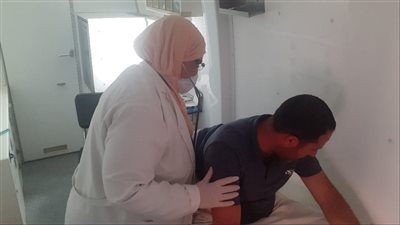 الكشف على 1602 مريض فى قافلة علاجية بمنشأة شومان بالدقهلية