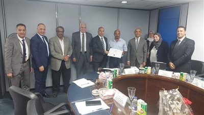 مصر للطيران للخدمات الأرضية تكرم النماذج المشرفة من العاملين