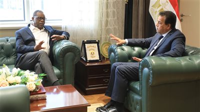 وزير الصحة يستقبل نظيره الزيمبابوي لبحث سبل التعاون وتبادل الخبرات بين البلدين