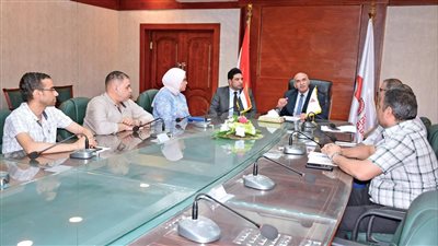 اللجنة العليا للتصالح بسوهاج تبحث مستجدات موقف التصالح في مخالفات البناء 