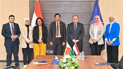 رئيس هيئة الدواء يبحث مع وزير صحة مدغشقر تعزيز سبل التعاون المشترك