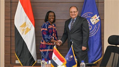 رئيس هيئة الدواء يستقبل نظيرته بجمهورية غانا لبحث التعاون بين البلدين