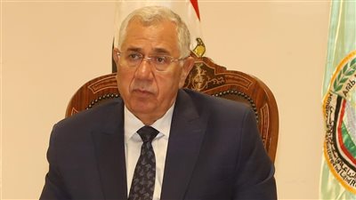 وزير الزراعة يبحث التعاون مع 22 شركة صينية في إنتاج الدواجن والعلاف والأمصال واللقاحات