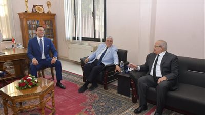 الخشت يستقبل وزيري التعليم العالي والشباب لحضور اجتماع الاتحاد الرياضي للجامعات 