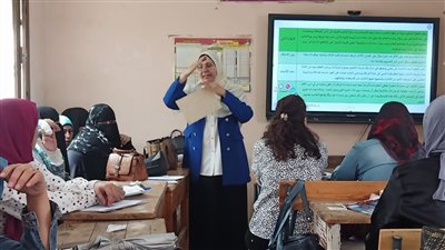 1110 متدربة ببرامج التنمية المهنية لمعلمات وموجهات رياض الأطفال بالفيوم