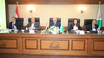 محافظ الجيزة يناقش خطة العمل خلال عيد الأضحى المبارك