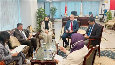 نائب رئيس جامعة عين شمس تلتقى المدير الإقليمي للوكالة الجامعية للفرنكوفونية 