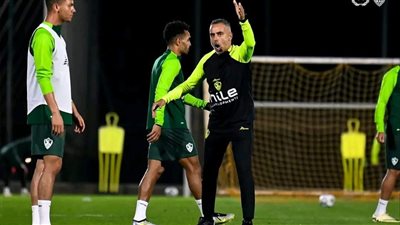 جوميز يكتفى بتدريبات بدنيه للاعبى الزمالك 
