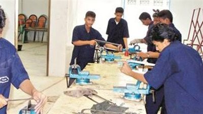 بدء امتحانات الدبلومات الفنية 2024 العملية والمعملية غدًا