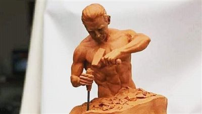  مفاجأة جديدة في قصة تمثال هز السوشيال ميديا 