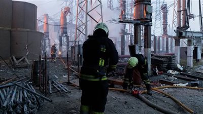 أوكرانيا تحتاج لأكثر من مليار دولار لإعادة بناء محطات الطاقة المتضررة