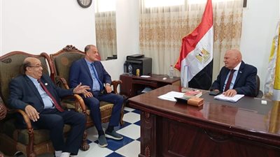 تعليم الإسماعيلية تناقش عدد من الموضوعات المعلمين 