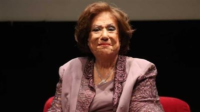 سميحة أيوب... ليلة بكت فيها سيدة المسرح العربي خلال تكريمها بالأوبرا 