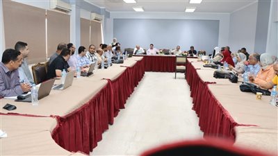 مياه الفيوم تستعرض الموقف التنفيذي لمحطات المعالجة للصرف الصحي 