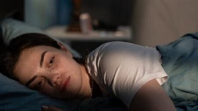 طبيبة تكشف الأعراض المشابة لسرطان المبيض ومتلازمة التعب 