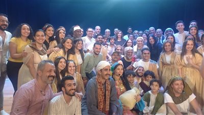 بعد مشاهدة أوبريت العائلة المقدسة.. وزيرة الثقافة توجه بإعادة تقديم العرض في المحافظات التي مرت بها العائلة المقدسة