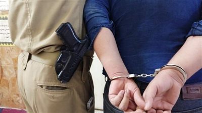 سقوط مستريح تجارة مواد البناء بطما في سوهاج