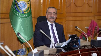 محافظ الإسماعيلية يتابع استعدادات امتحانات الثانوية العامة 