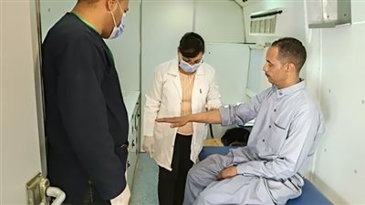  الكشف الطبي على 1237 مواطن بالمنيا 