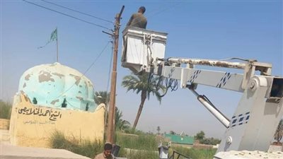 حملة لصيانة كشافات الإنارة بمركز فرشوط بقنا 