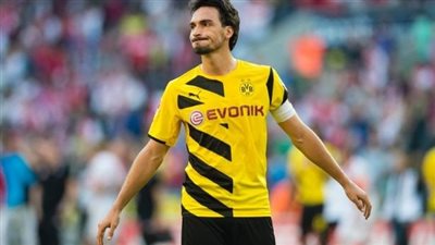 ريال سوسيداد يقترب من ضم ماتياس هوملز