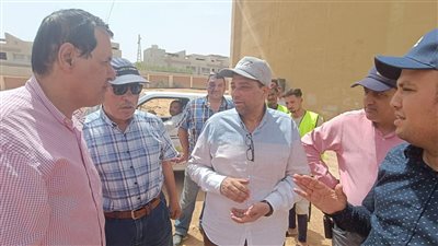رئيس جهاز الشروق يتفقد خزان مياه شرب جديد.. صور