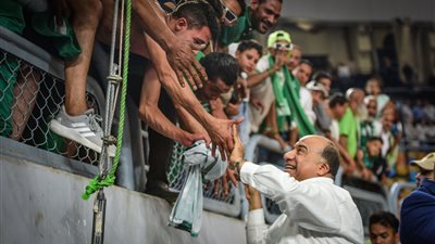 بدعم مصيلحى .. جماهير الاتحاد تشد الرحال لدعم فريق السلة أمام الأهلى 