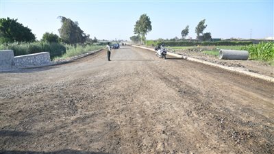 محافظ الغربية يتابع الموقف التنفيذي لطريق محلة منوف