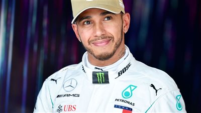 لويس هاميلتون يتعرض لحادث تصادم خلال تجارب فيراري للموسم الجديد