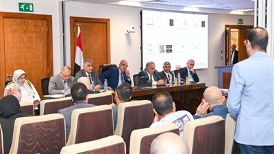 وزير الري في لقاء حواري مع ممثلي العاملين بالوزارة لتطوير منظومة العمل