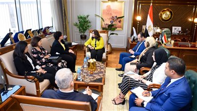 وزيرة الهجرة تستقبل الرئيس التنفيذي للغرفة الألمانية العربية للتجارة والصناعة 