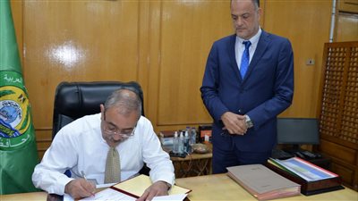 محافظ الإسماعيلية يعتمد درجات تنسيق القبول بالمدارس الثانوية