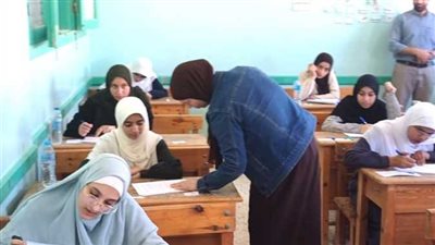 إرتياح بين طلاب الشهادة الثانوية الأزهرية بالإسكندرية لسهولة الاستاتيكا