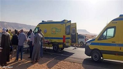 الأب يدهس طفلته تحت عجلات السيارة أمام منزله بالفيوم