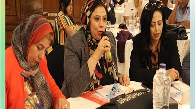 قضايا المرأة تطالب بقانون أكثر عدالة لكل أفراد الأسرة 