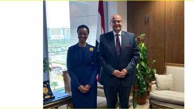 السفير سامح أبو العينين يستقبل مديرة الوكالة الأمريكية للتجارة والتنمية 